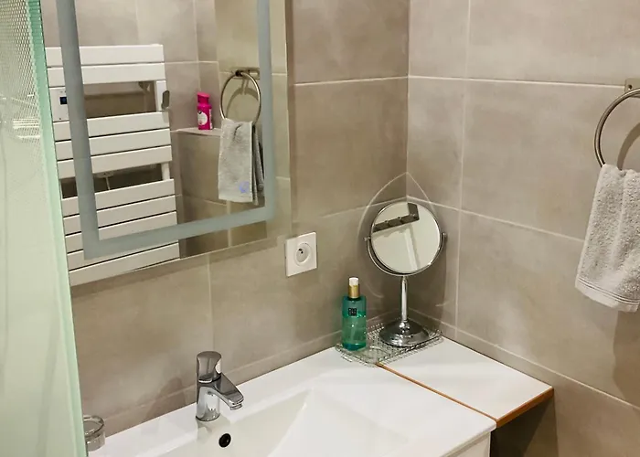 Апартаменты Chic De Sophie Plein Coeur Du Centre-ville *